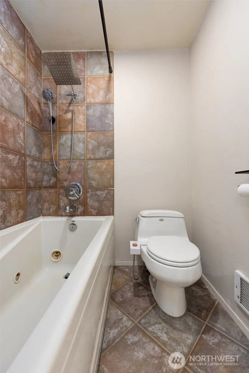 Property photo for 150 Melrose Avenue E #407, Seattle photo 12