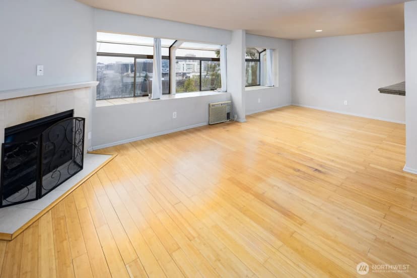 Property photo for 150 Melrose Avenue E #407, Seattle photo 6