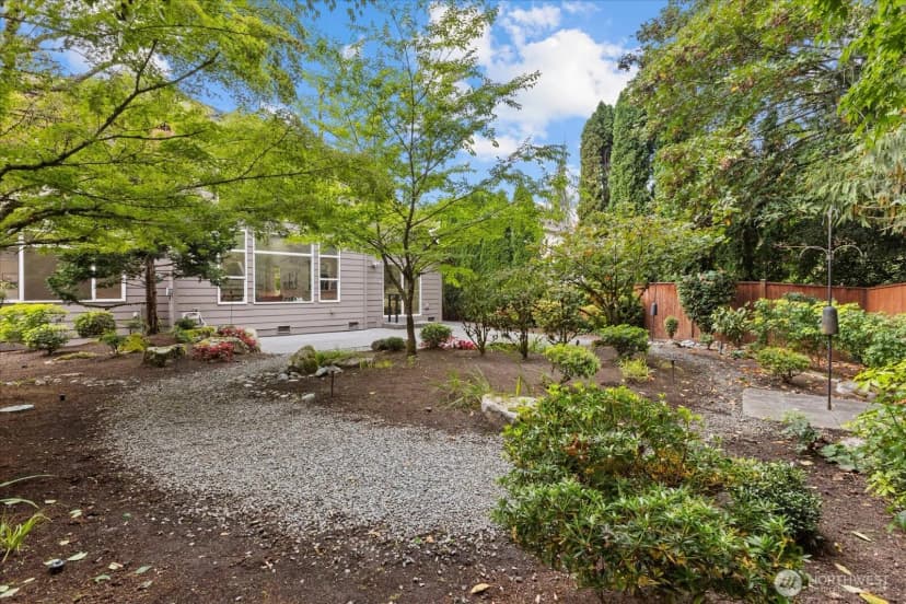 Property photo for 17405 33rd Drive Se, Bothell photo 26