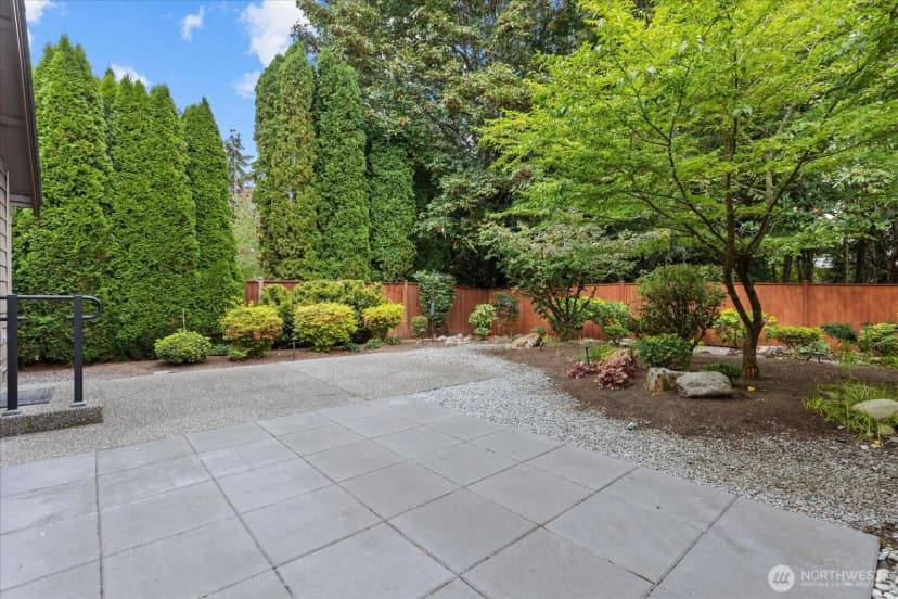 Property photo for 17405 33rd Drive Se, Bothell photo 23