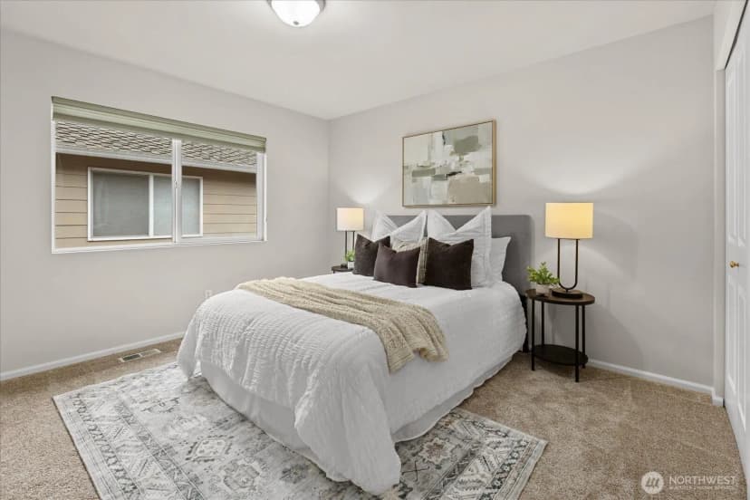 Property photo for 17405 33rd Drive Se, Bothell photo 18
