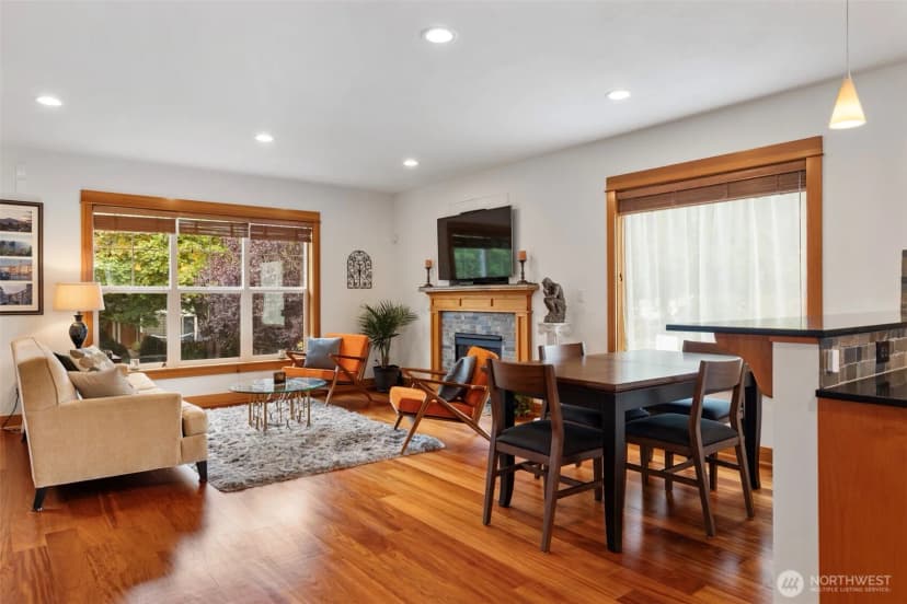 Property photo for 4122 A 42nd Avenue Sw, Seattle photo 8