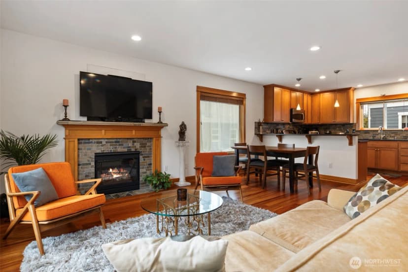 Property photo for 4122 A 42nd Avenue Sw, Seattle photo 9