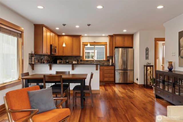 Property photo for 4122 A 42nd Avenue Sw, Seattle photo 5