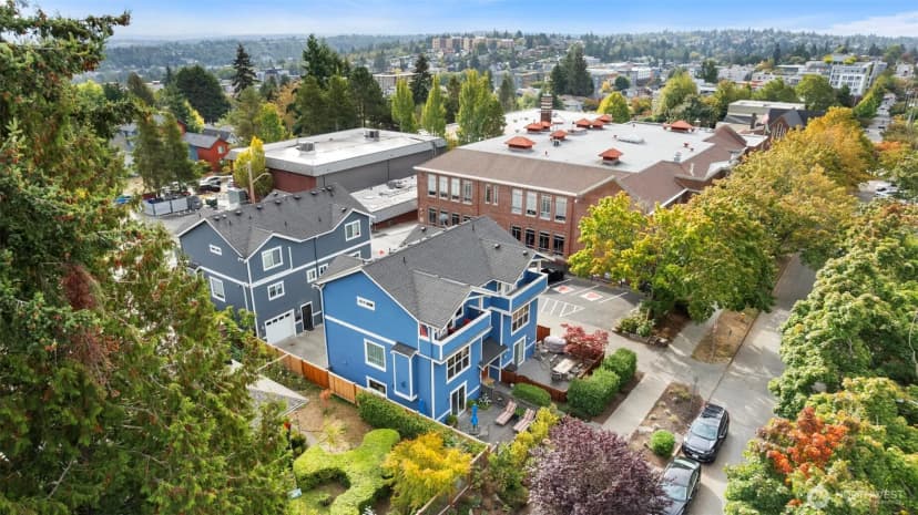 Property photo for 4122 A 42nd Avenue Sw, Seattle photo 25