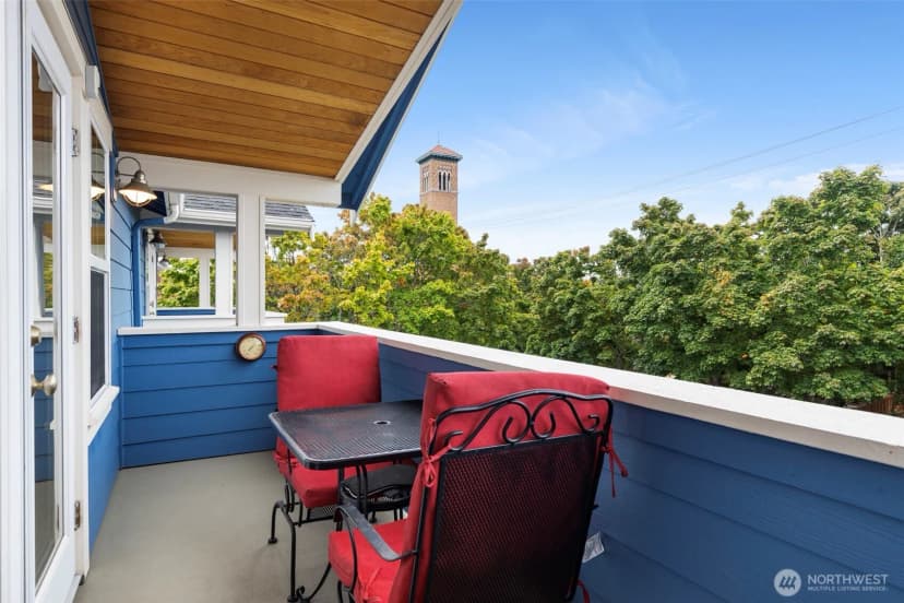 Property photo for 4122 A 42nd Avenue Sw, Seattle photo 16