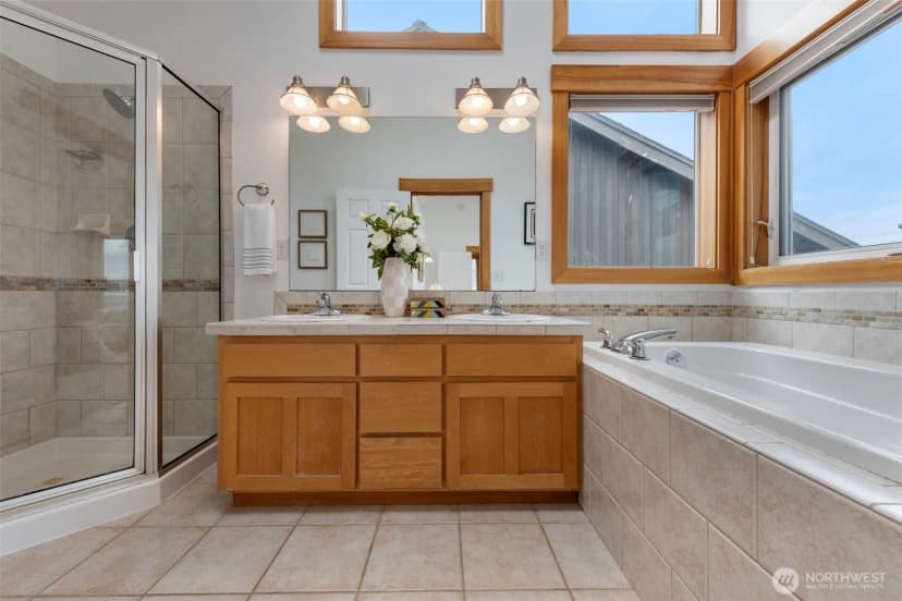 Property photo for 16 Florentia Street, Seattle photo 12