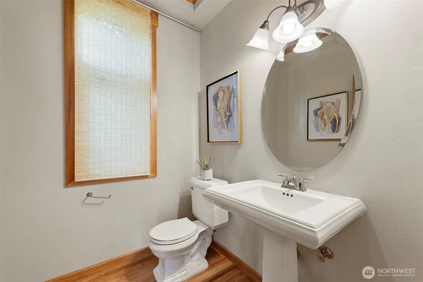 Property photo for 16 Florentia Street, Seattle photo 9
