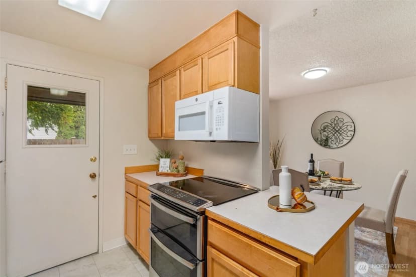 Property photo for 7419 212th Street Sw ##7, Edmonds photo 11