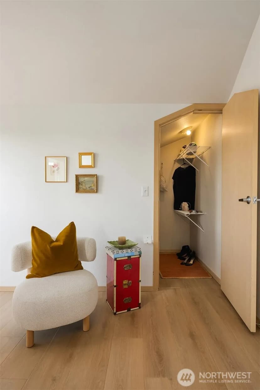Property photo for 812 5th Avenue N #410, Seattle photo 11