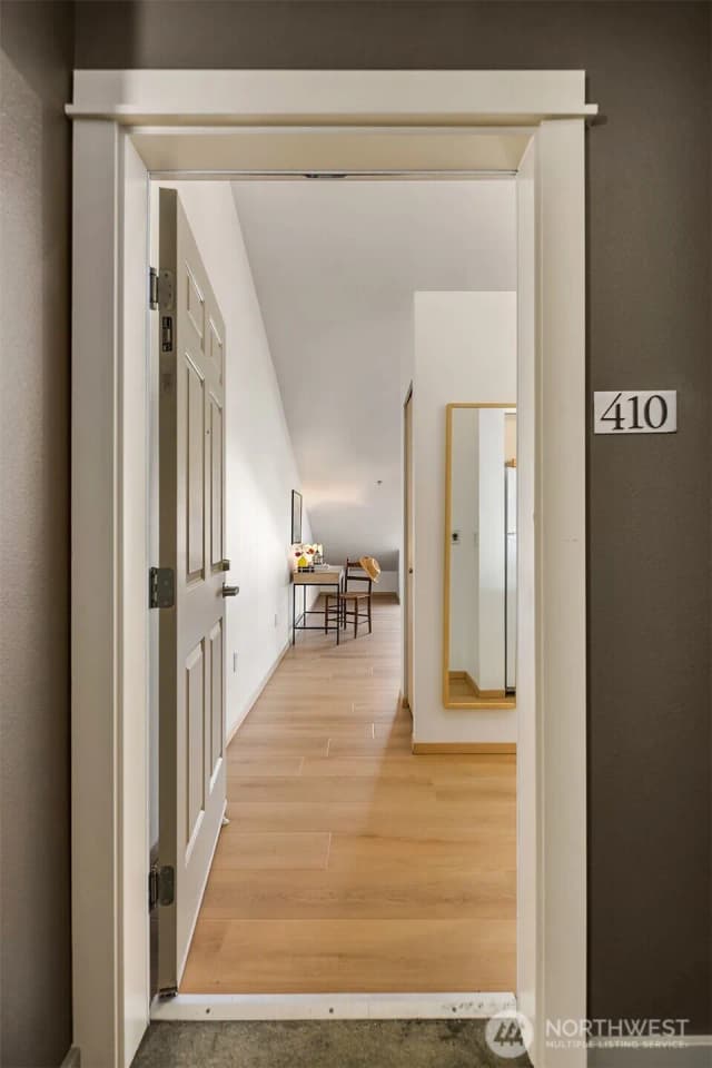 Property photo for 812 5th Avenue N #410, Seattle photo 2
