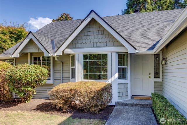 Property photo for 6216 108th Place Ne, Kirkland photo 2
