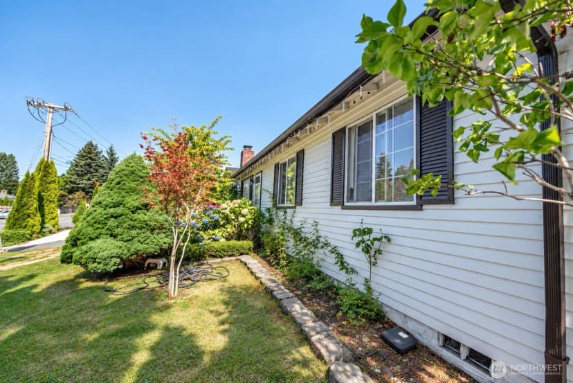 Property photo for 25438 116th Avenue Se, Kent photo 28