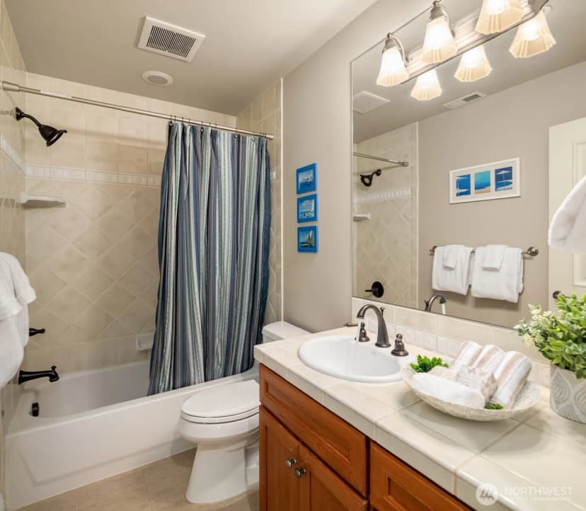 Property photo for 13266 Ne 47th Street, Bellevue photo 30