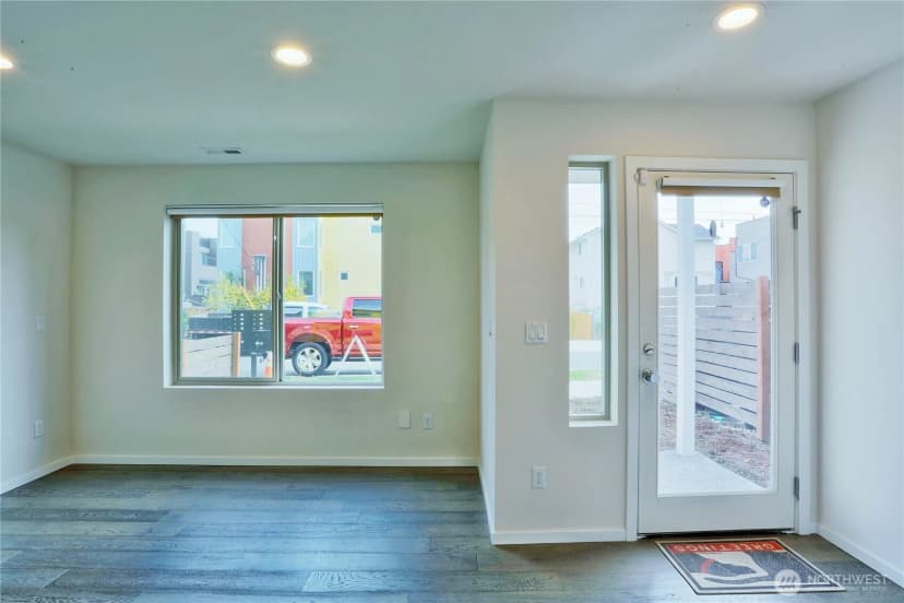 Property photo for 7531 43rd Avenue S, Seattle photo 7