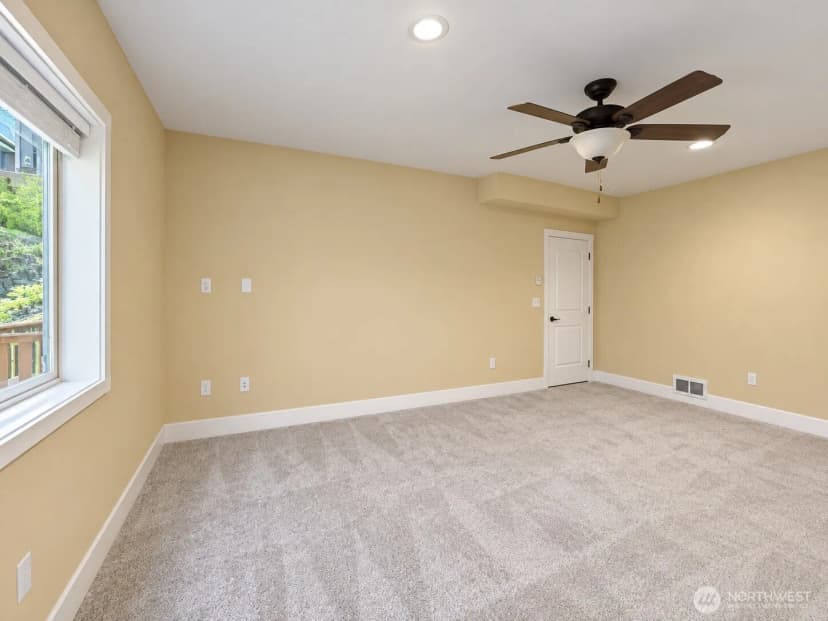 Property photo for 98 Nw Glade Court, Bremerton photo 24