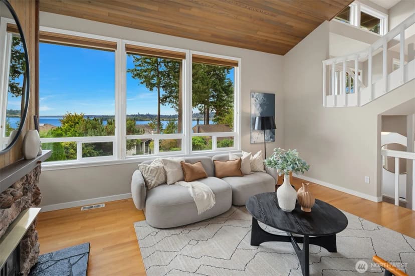 Property photo for 10920 80th Place Ne, Kirkland photo 2