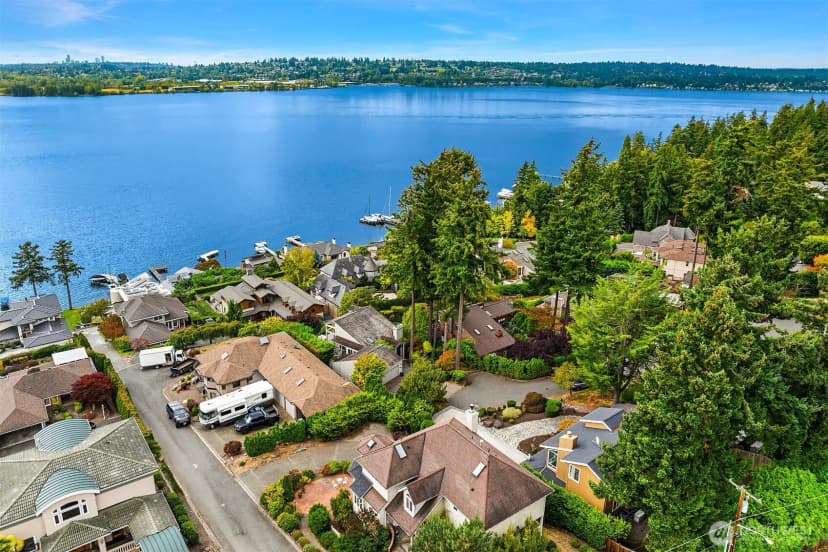 Property photo for 10920 80th Place Ne, Kirkland photo 39