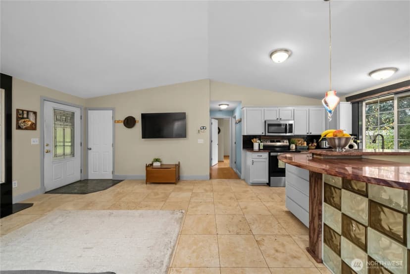 Property photo for 33715 53rd Avenue S, Auburn photo 13