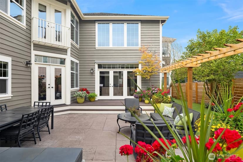 Property photo for 3432 33rd Avenue W, Seattle photo 13