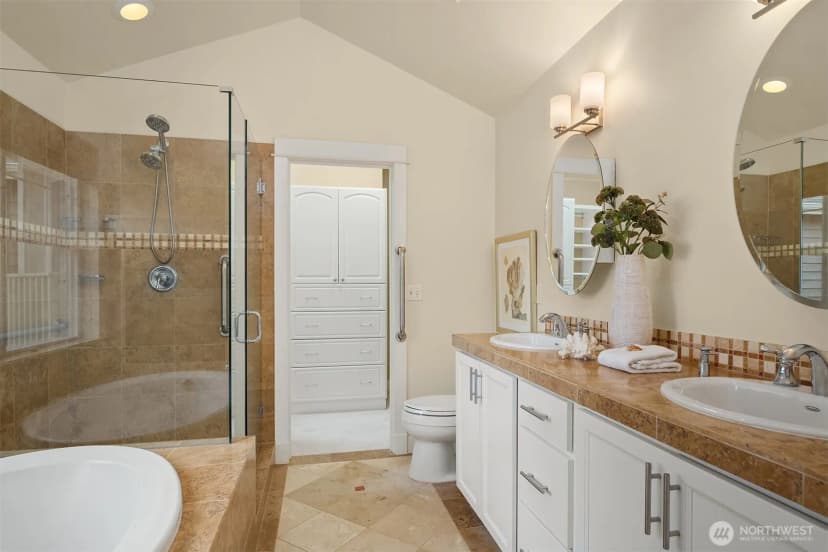 Property photo for 3432 33rd Avenue W, Seattle photo 28