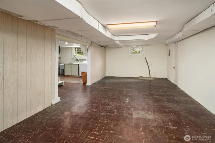 Property photo for 2514 43rd Avenue W, Seattle photo 33