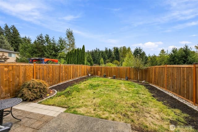Property photo for 24019 Se 282nd Street, Maple Valley photo 3