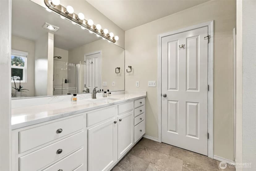 Property photo for 24019 Se 282nd Street, Maple Valley photo 22