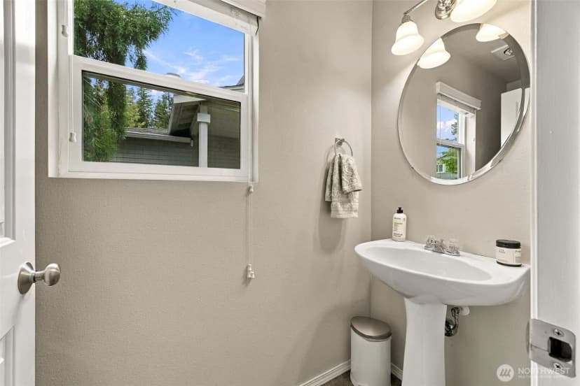 Property photo for 24019 Se 282nd Street, Maple Valley photo 11