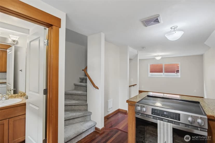 Property photo for 920 Sw Holden Street #b, Seattle photo 20