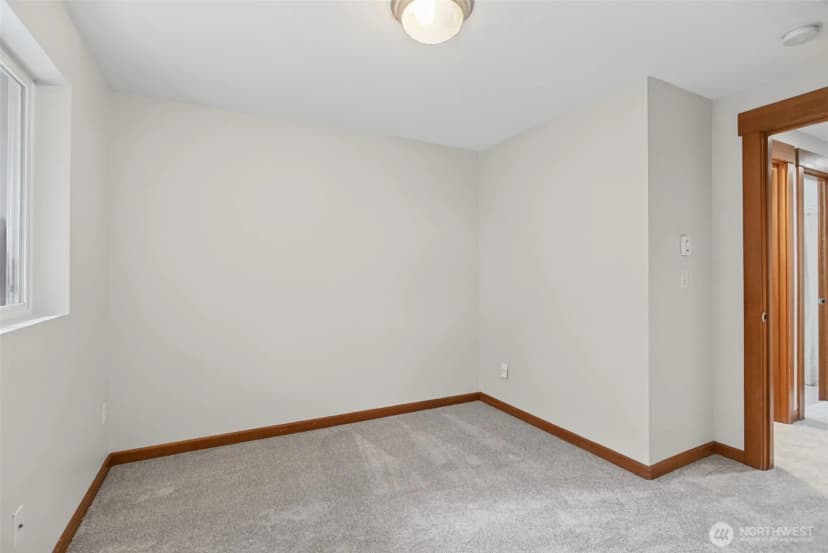 Property photo for 920 Sw Holden Street #b, Seattle photo 6
