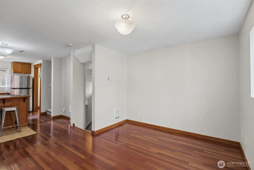 Property photo for 920 Sw Holden Street #b, Seattle photo 12