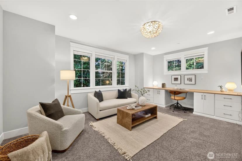 Property photo for 2300 126th Avenue Ne, Bellevue photo 27