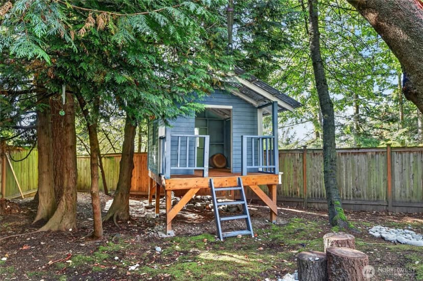Property photo for 2300 126th Avenue Ne, Bellevue photo 32