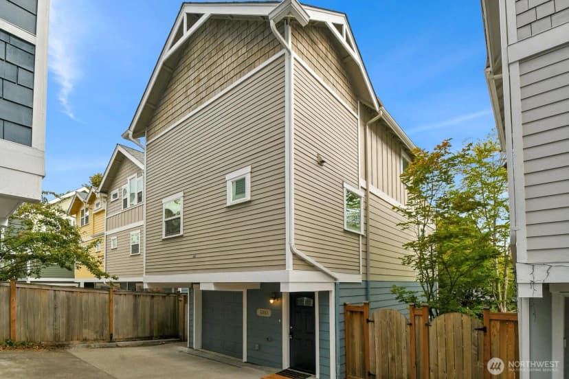Property photo for 1818 27th Avenue, Seattle photo 29