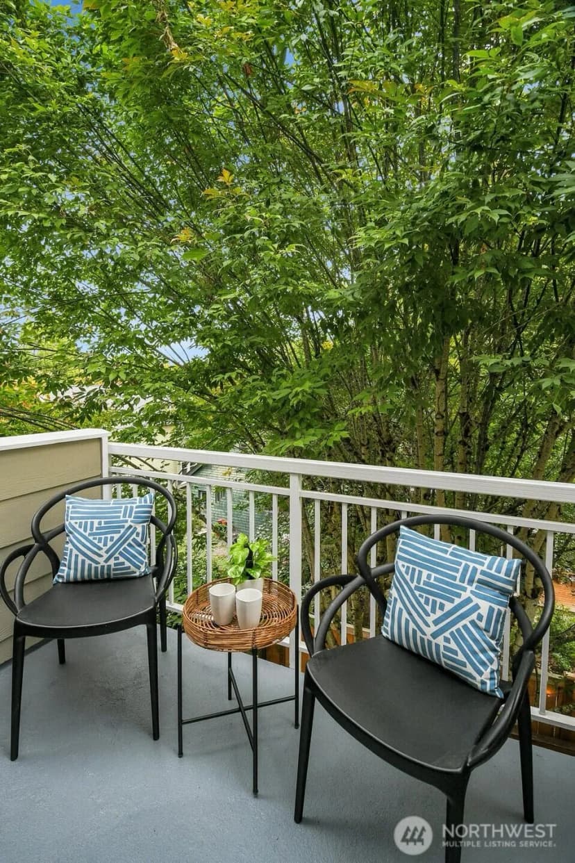 Property photo for 1818 27th Avenue, Seattle photo 7