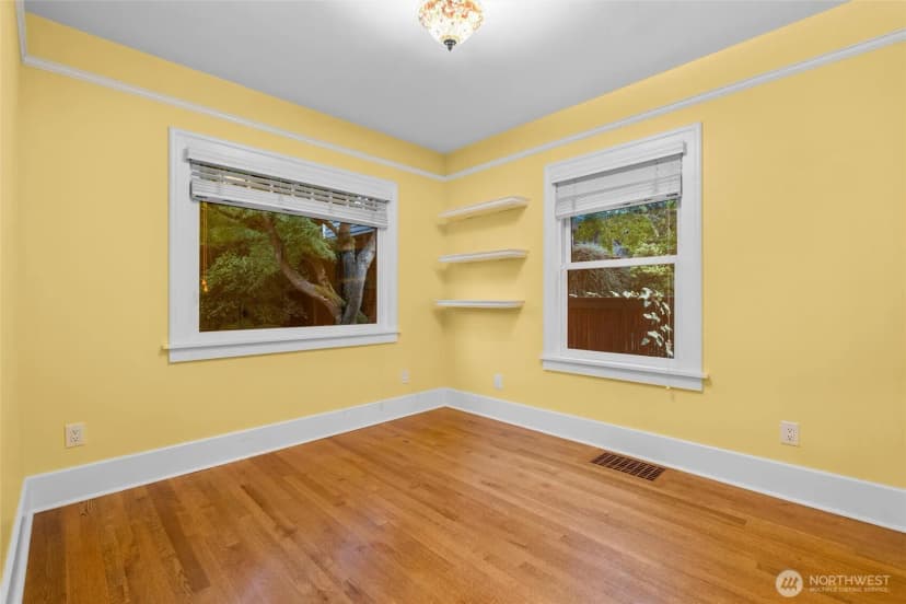 Property photo for 6705 56th Avenue S, Seattle photo 13