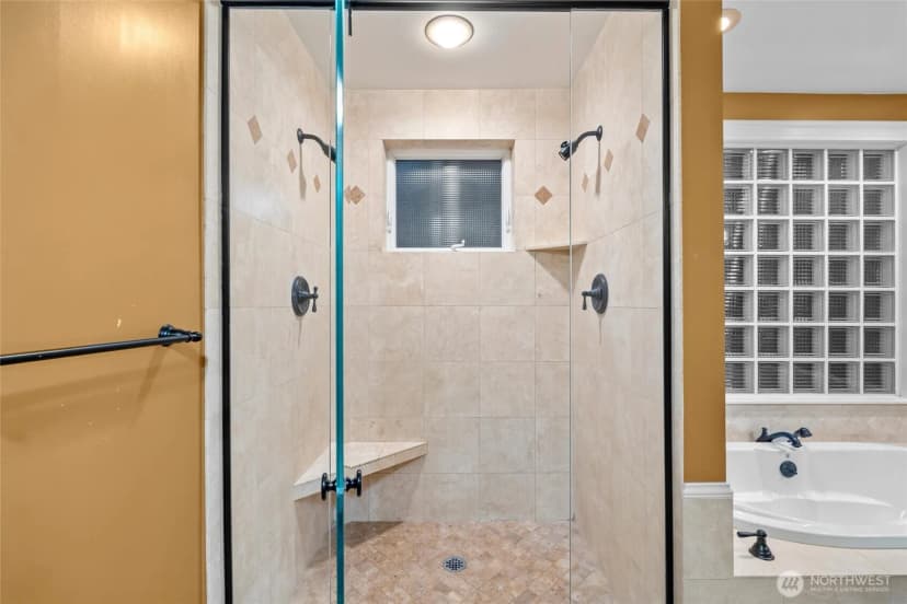 Property photo for 6705 56th Avenue S, Seattle photo 25