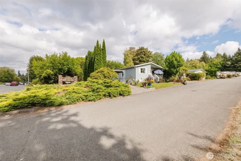 Property photo for 8760 Ne State Hwy 303 #b, Bremerton photo 3
