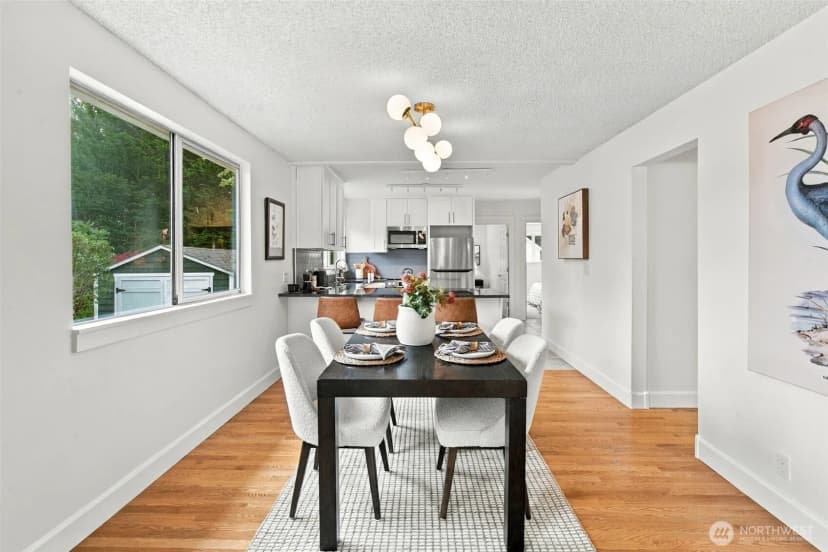 Property photo for 1723 Ne 92nd Street, Seattle photo 14
