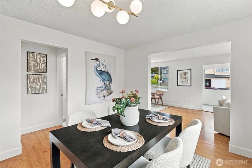 Property photo for 1723 Ne 92nd Street, Seattle photo 16
