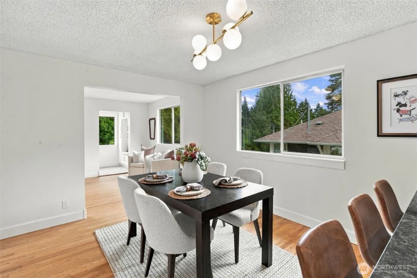 Property photo for 1723 Ne 92nd Street, Seattle photo 15