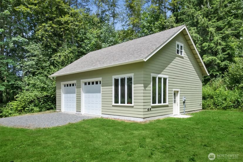 Property photo for 26428 Se 172 Street, Issaquah photo 3