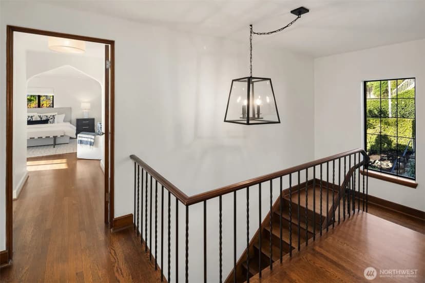 Property photo for 1990 Magnolia Blvd Way W, Seattle photo 18