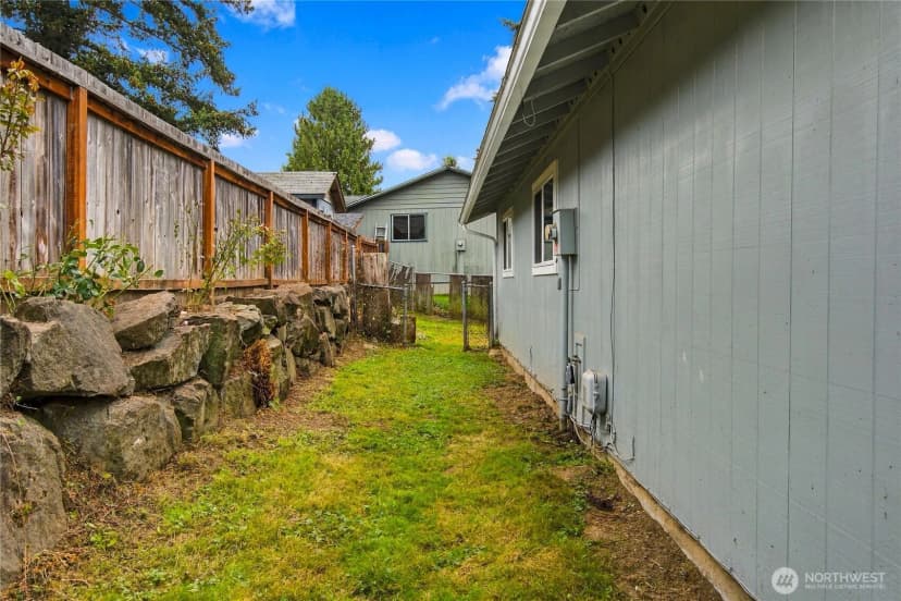 Property photo for 8520 9th Pl Ne, Lake Stevens photo 23