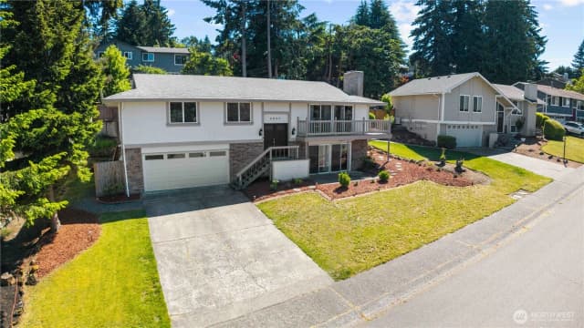 Property photo for 3907 Sw 328th St, Federal Way photo 4