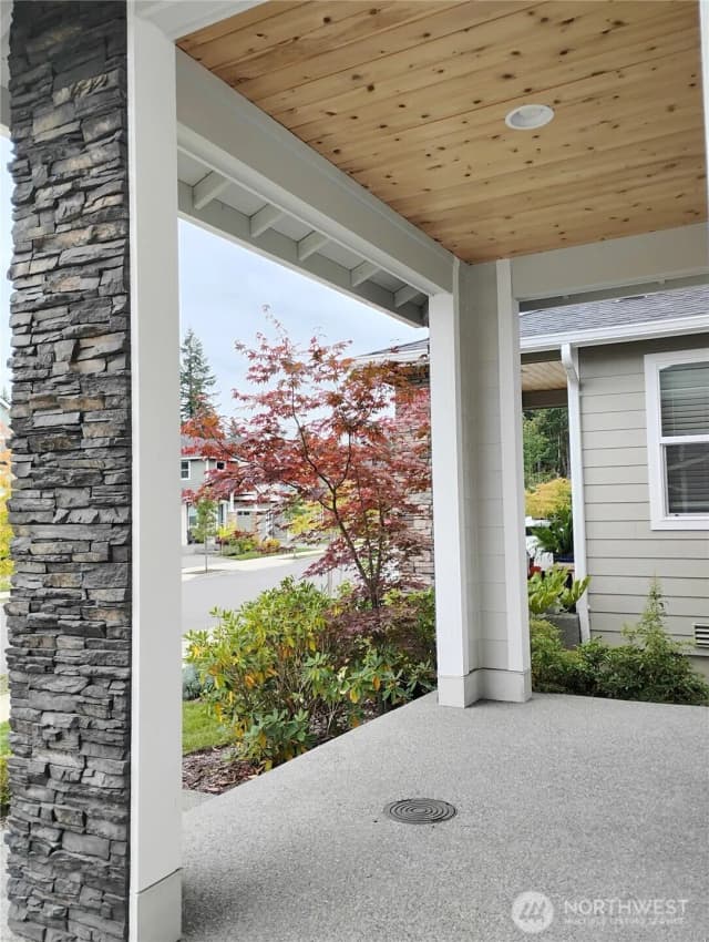 Property photo for 33533 Juniper Avenue Se, Black Diamond photo 2