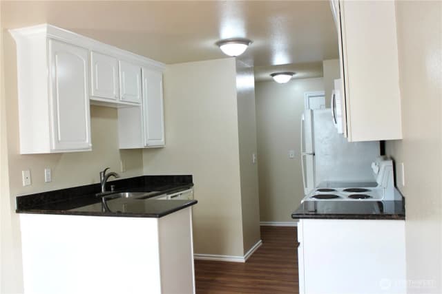 Property photo for 10016 Golden Given Road E #26, Tacoma photo 3