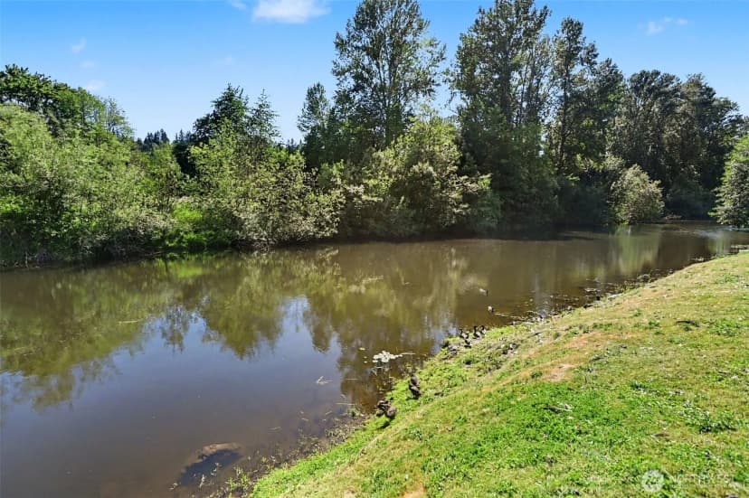 Property photo for 10515 Woodinville Drive #3, Bothell photo 18