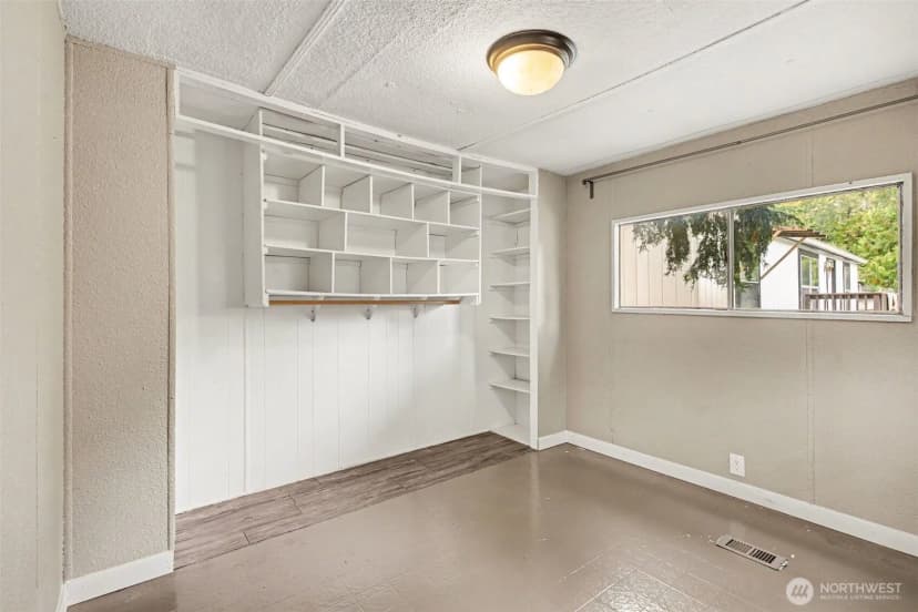 Property photo for 10515 Woodinville Drive #3, Bothell photo 12